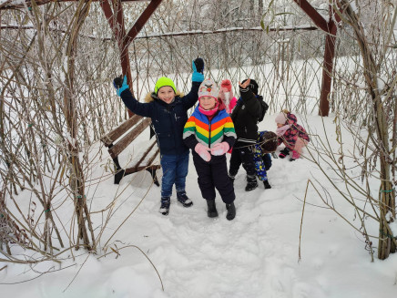 325619095_1005452053748033_7596575227711558484_n