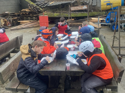 426720578_1585662178912739_3617691422934635727_n