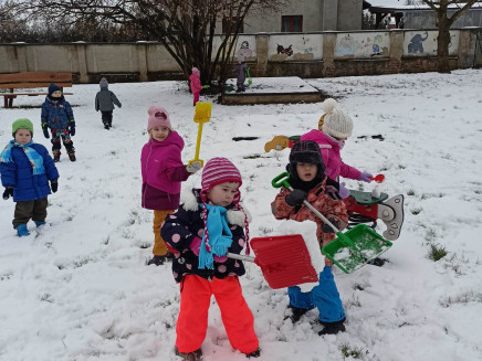 327104072_902842081159287_4326904452020681990_n