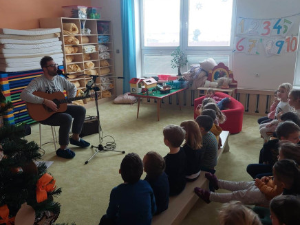 317318760_907221653627669_5643856814861681259_n