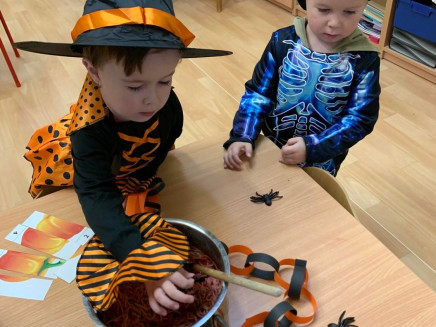 314442289_1176577973267803_8772773142773460435_n