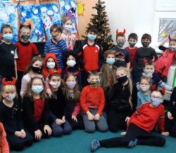 MIKULÁŠ VE DRUHÉ TŘÍDĚ