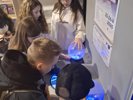 0c819ca4-7ae5-4229-bc51-928452251c3b