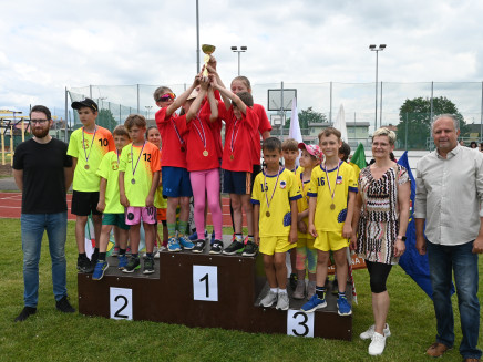 Druháci a třeťáci