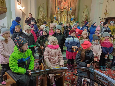 410386917_1082554259423469_3129841193342756286_n