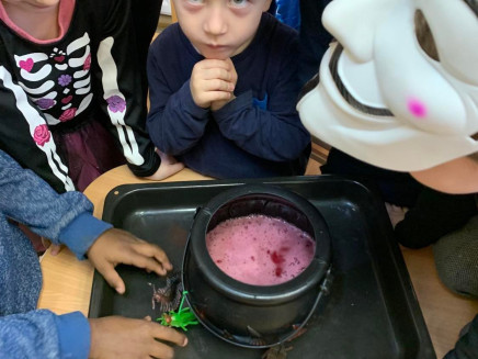 307998247_923591075467142_4957993383201226781_n