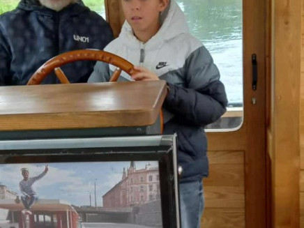 b245b1d9-4e97-4e65-9baf-5e7e6ae7c9b7