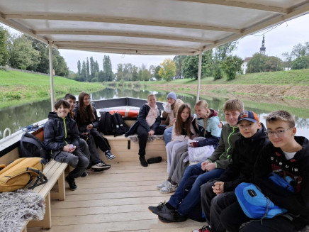 de06f998-2725-4636-816f-7c41db48e22e