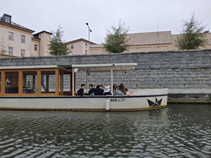 64c4f715-58a1-454e-93ac-0174751c8cfd