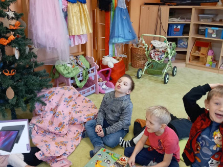 317745048_878195350123710_8675433401760401613_n