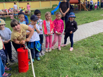 284405443_571975487824792_7016679072079373200_n