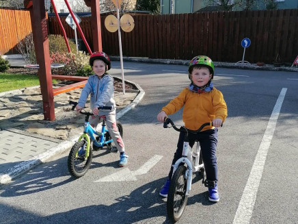 342644127_928477678485989_9080702286194541416_n