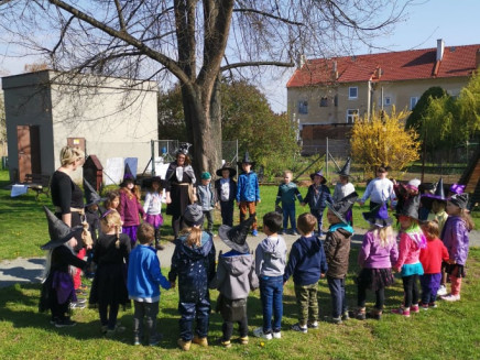 280323820_420559232791740_1800887759686622782_n