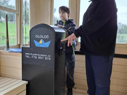 1d1450f6-1653-4396-ab81-f13f698325a7