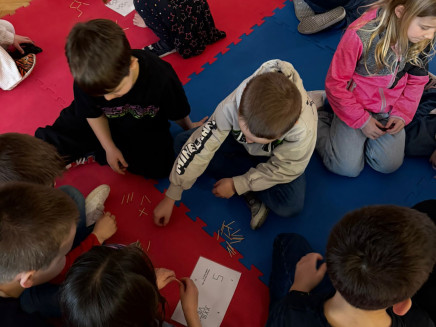 c03d96a9-6a8d-4338-81b9-66be31aa2bec