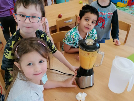 334901381_1232654214293096_6823139026120636226_n