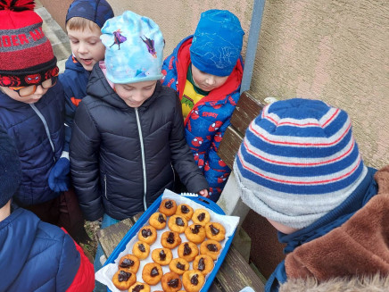 331307618_218697027350102_2258979730069585776_n